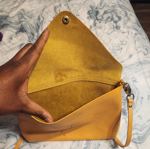 Hotter Crossbody Purse - Picture 2 of 7